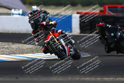 media/Jun-07-2025-TrackDaz (Sat) [[4413525952]]/B Group/1220pm (Turn 1)/